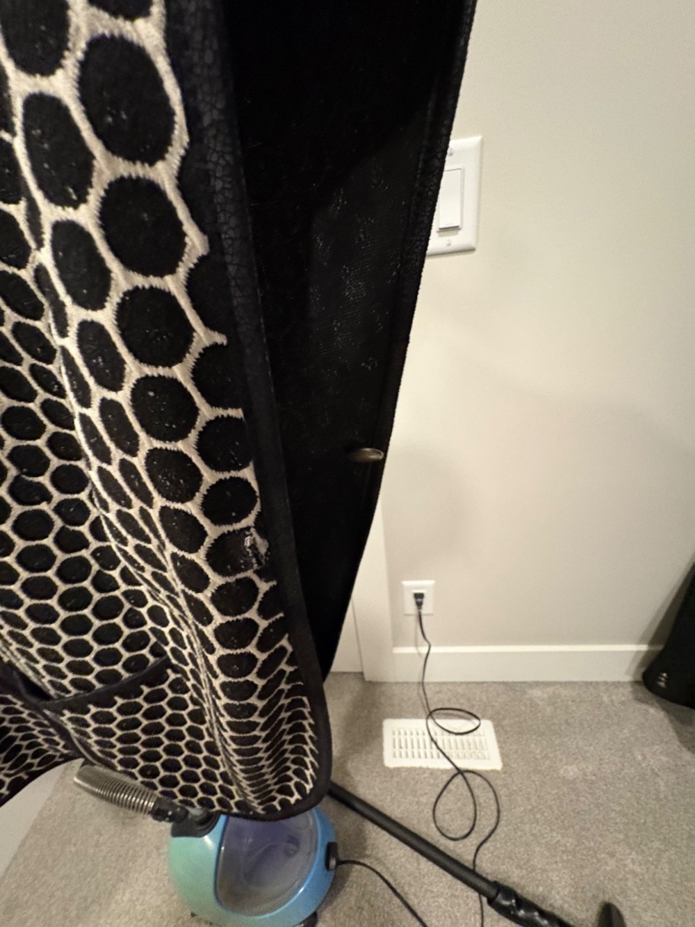 Joseph Ribkoff Poncho - Picture 6 of 6